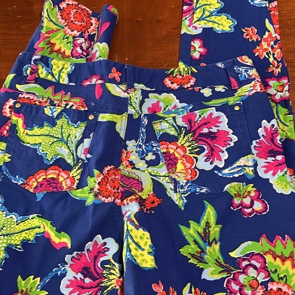 Marked HALF price Hawaiian Print pants - Picture 11 of 11